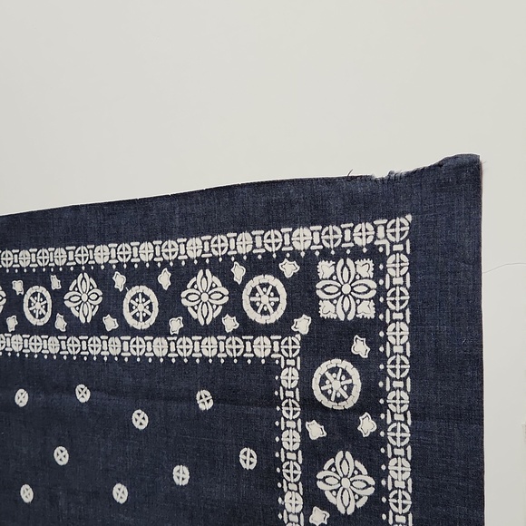 Vintage Men's Bandana Handkerchief RN 14193 - Picture 3 of 3